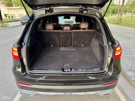 Mercedes-Benz GLC 250 4Matic 2017 - GLC 250 4Matic 2017 chạy 7 vạn siêu đẹp