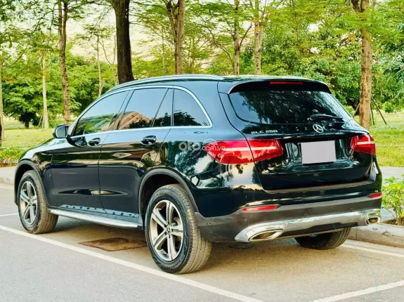 Mercedes-Benz GLC 250 4Matic 2017 - GLC 250 4Matic 2017 chạy 7 vạn siêu đẹp