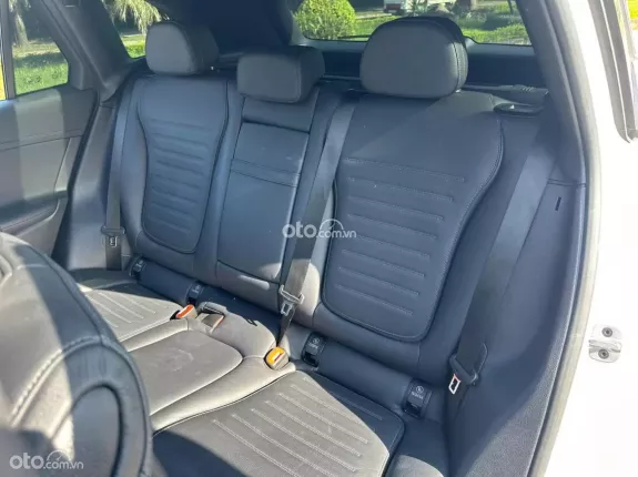 Mercedes-Benz GLC 300 4Matic 2023 - Xe sang model hoàn toàn mới