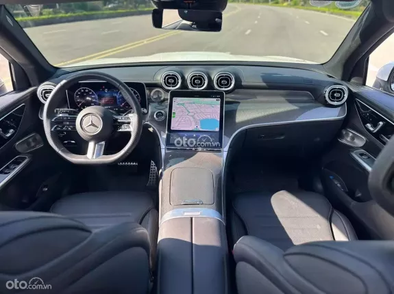 Mercedes-Benz GLC 300 4Matic 2023 - Xe sang model hoàn toàn mới