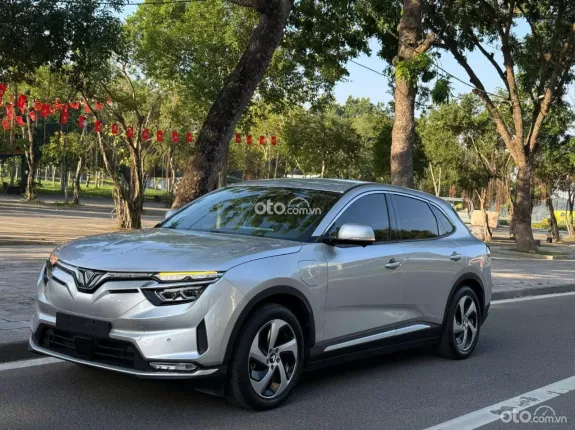 VinFast VF8 2023 - Giá chỉ 695 triệu