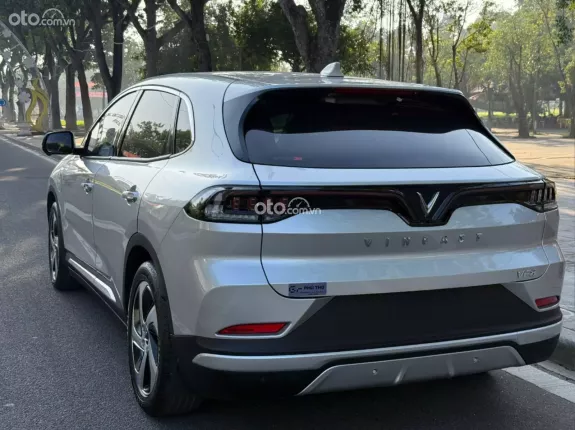 VinFast VF8 2023 - Giá chỉ 695 triệu