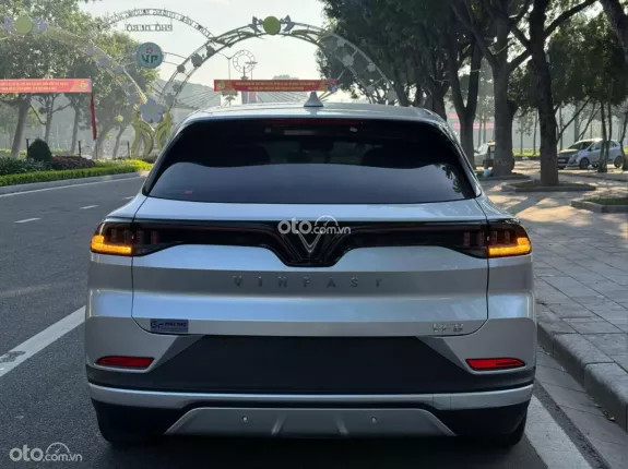 VinFast VF8 2023 - Giá chỉ 695 triệu