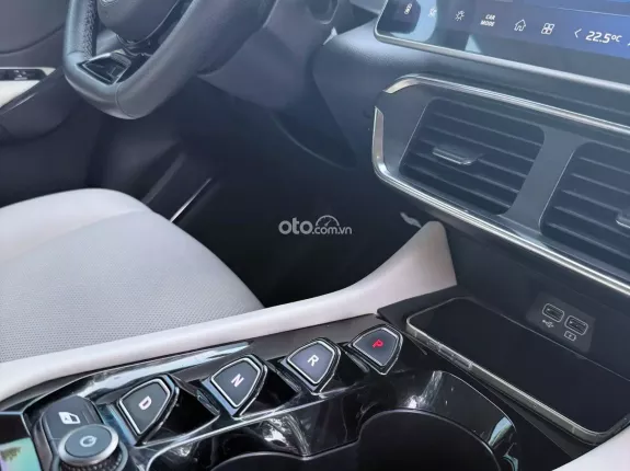 VinFast VF8 Plus 2023 - Giá rẻ cần bán gấp