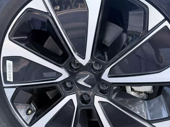 VinFast VF8 Plus 2023 - Giá rẻ cần bán gấp