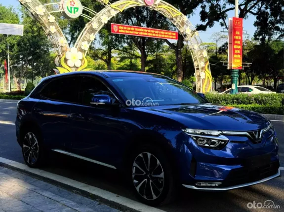 VinFast VF8 Plus 2023 - Giá rẻ cần bán gấp