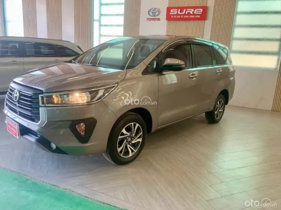 Toyota Innova 2.0E 2020 - Tặng 100% trước bạ