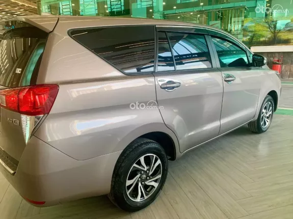 Toyota Innova 2.0E 2020 - Tặng 100% trước bạ