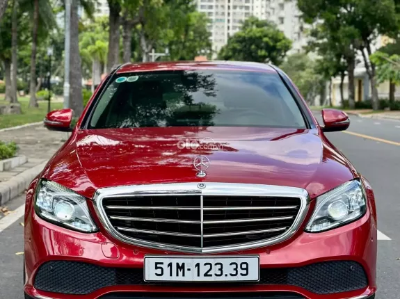 Mercedes-Benz C200 Exclusive 2022 - Lướt đẹp nhất thị trường chuyển nhượng