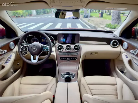Mercedes-Benz C200 Exclusive 2022 - Lướt đẹp nhất thị trường chuyển nhượng