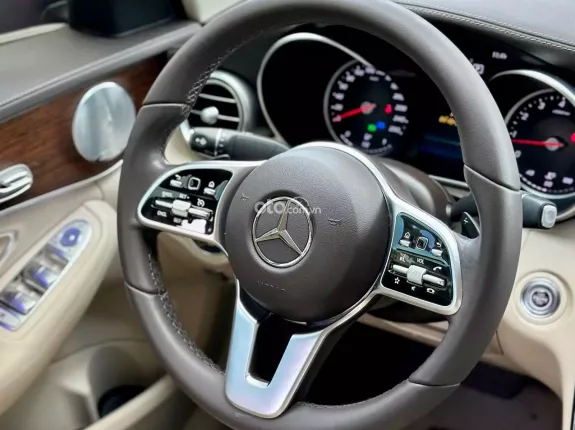 Mercedes-Benz C200 Exclusive 2022 - Lướt đẹp nhất thị trường chuyển nhượng