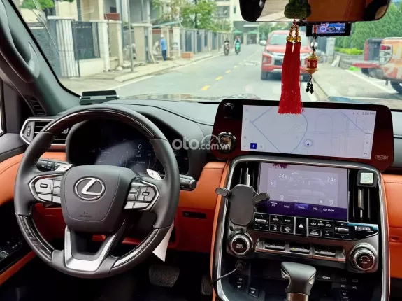 Lexus LX 600 VIP 2025 - Bản 4 ghế vip sẵn xe giao ngay