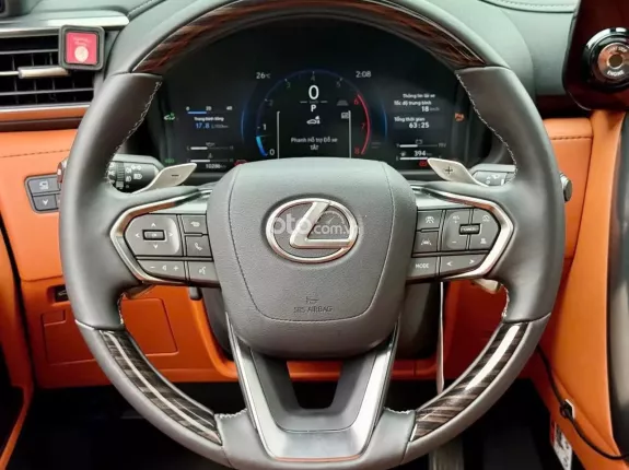 Lexus LX 600 VIP 2025 - Bản 4 ghế vip sẵn xe giao ngay