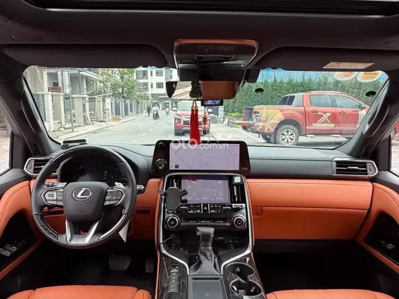 Lexus LX 600 VIP 2025 - Bản 4 ghế vip sẵn xe giao ngay