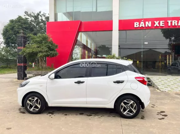 Hyundai Grand i10 Hatchback 1.2 MT Base 2022 - Hatback chất lượng, khung vỏ cứng cáp, xe Zin 100%