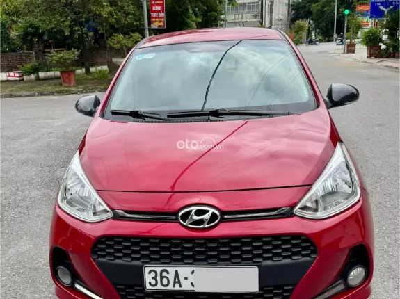 Hyundai Grand i10 Hatchback 1.2 AT 2018 - Xe đẹp không lỗi