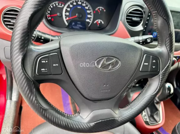 Hyundai Grand i10 Hatchback 1.2 AT 2018 - Xe đẹp không lỗi