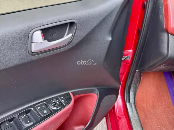 Hyundai Grand i10 Hatchback 1.2 AT 2018 - Xe đẹp không lỗi