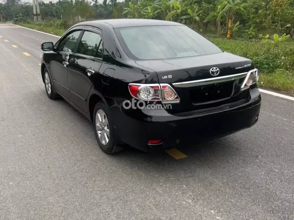 Toyota Corolla Altis 1.8 G 2011 - Phom mới. Xe chất, máy số keo chỉ zin. Nội ngoại thất đẹp. Mọi chức năng hoạt động