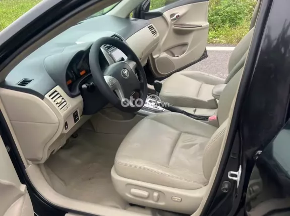 Toyota Corolla Altis 1.8 G 2011 - Phom mới. Xe chất, máy số keo chỉ zin. Nội ngoại thất đẹp. Mọi chức năng hoạt động