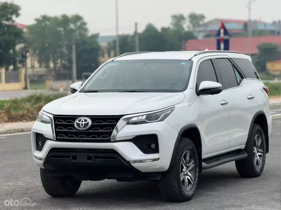 Toyota Fortuner 2.4G 4x2 AT  2021 - Xe của các chú các bác đây