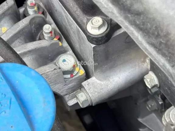 Hyundai Grand i10 Hatchback 1.2 AT 2024 - Thiếu mỗi cái hộp