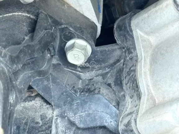 Hyundai Grand i10 Hatchback 1.2 AT 2024 - Thiếu mỗi cái hộp