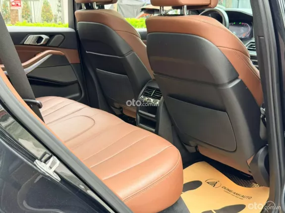 BMW X5 2024 - Xe up body cả trước cảng sau, đôi pô kép, bậc lên xuống,
