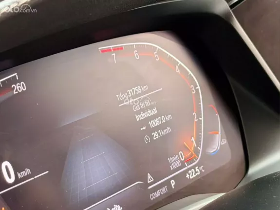 BMW X5 2024 - Xe up body cả trước cảng sau, đôi pô kép, bậc lên xuống,