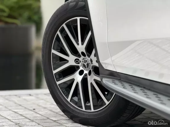 Mercedes-Benz GLC 200 V1 2022 - Giá tốt cạnh tranh cho chủ nhiệt tình