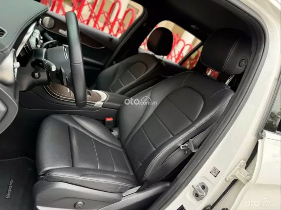 Mercedes-Benz GLC 200 V1 2022 - Giá tốt cạnh tranh cho chủ nhiệt tình
