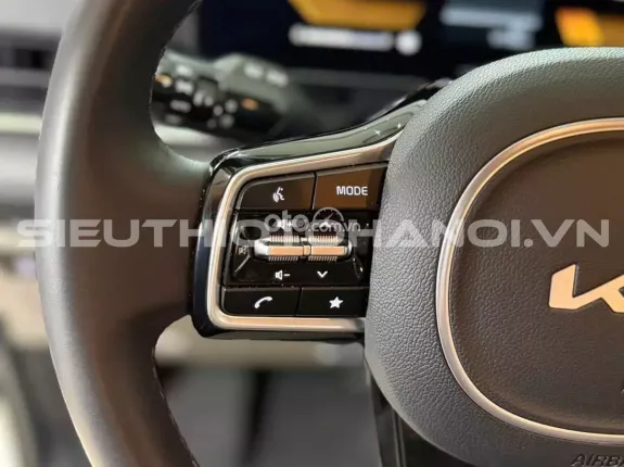 Kia Carnival 2.2D Luxury 2025 - Xe zin nguyên bản theo hãng