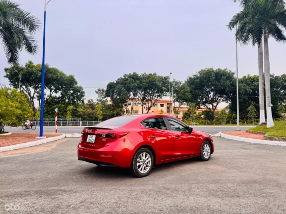 Mazda 3 1.5L Sedan 2017 - Xe nhà sữ dụng còn đẹp