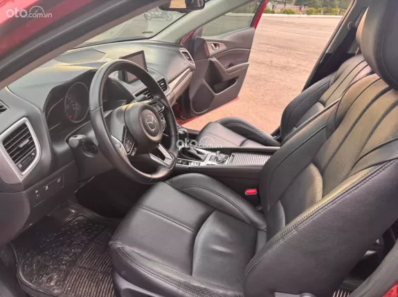 Mazda 3 1.5L Sedan 2017 - Xe nhà sữ dụng còn đẹp