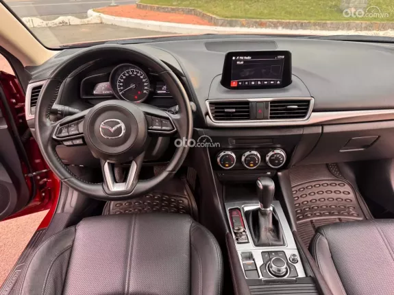 Mazda 3 1.5L Sedan 2017 - Xe nhà sữ dụng còn đẹp