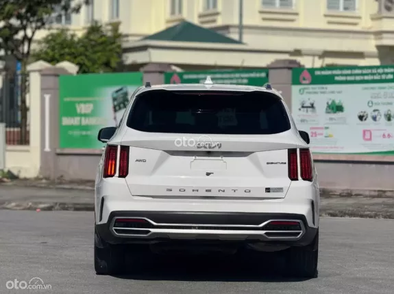 Kia Sorento 2.2D Premium AWD 2022 - Quá mới. Hỗ trợ 24h em Đệ 0982.925.112