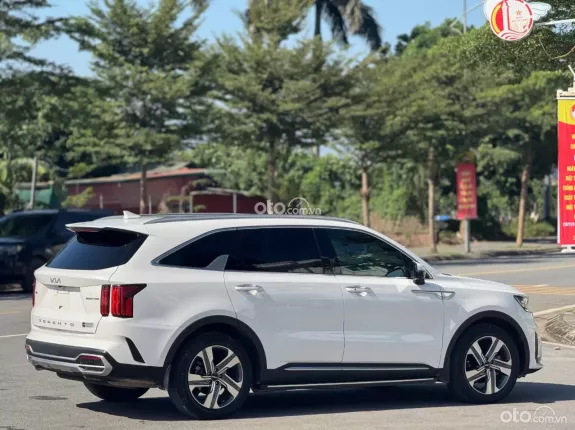 Kia Sorento 2.2D Premium AWD 2022 - Quá mới. Hỗ trợ 24h em Đệ 0982.925.112