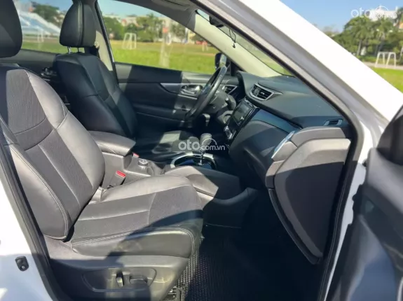 Nissan X trail 2.5 SV 4WD 2016 - Cần tư vấn 0982.925.112