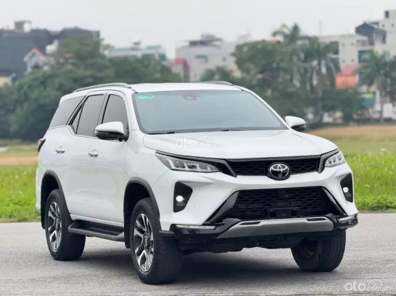 Toyota Fortuner 2.8 AT 4x4 Legender 2022 - Alo em Đệ giá tốt hơn 0982.925.112
