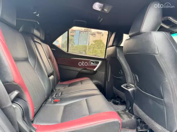 Toyota Fortuner 2.8 AT 4x4 Legender 2022 - Alo em Đệ giá tốt hơn 0982.925.112