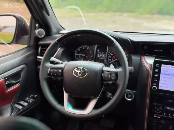 Toyota Fortuner 2.8 AT 4x4 Legender 2022 - Alo em Đệ giá tốt hơn 0982.925.112