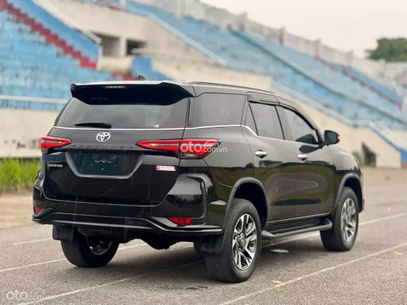 Toyota Fortuner 2.4 AT 4x2 Legender 2022 - Alo em Đệ 0982.925.112 giá tốt