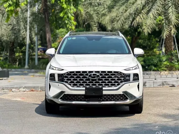 Hyundai Santa Fe 2.2 Dầu Cao cấp 2023 - Xe đẹp cam kết đầy đủ