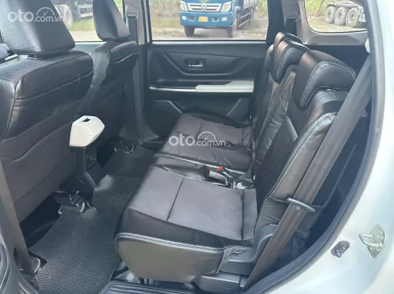 Toyota Veloz Cross 1.5 CVT TOP 2023 - Hỗ trợ trả góp 80%, xe đăng ký 2024