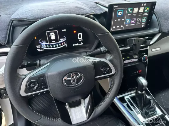 Toyota Veloz Cross 1.5 CVT TOP 2023 - Hỗ trợ trả góp 80%, xe đăng ký 2024