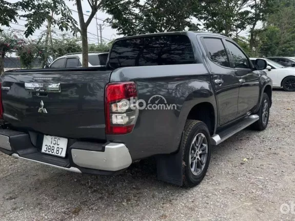 Mitsubishi Triton 4×2 AT 2021 - Xe gia đình, 1 chủ cực giữ gìn