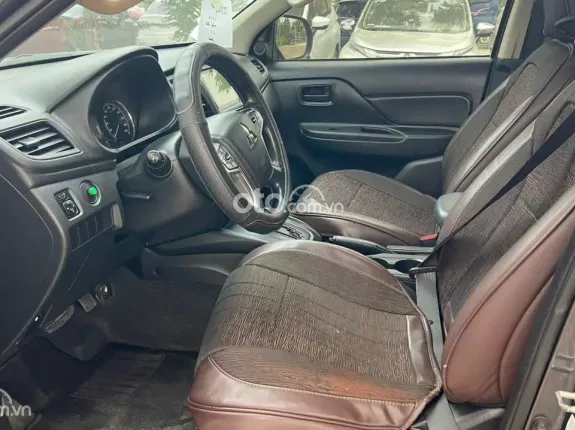 Mitsubishi Triton 4×2 AT 2021 - Xe gia đình, 1 chủ cực giữ gìn