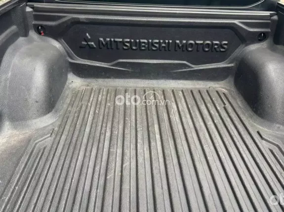 Mitsubishi Triton 4×2 AT 2021 - Xe gia đình, 1 chủ cực giữ gìn