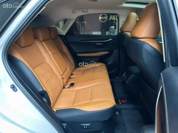 Lexus NX 300 T 2019 - Chất xe còn đẹp, chủ đi giữ, nội thất khỏi chê