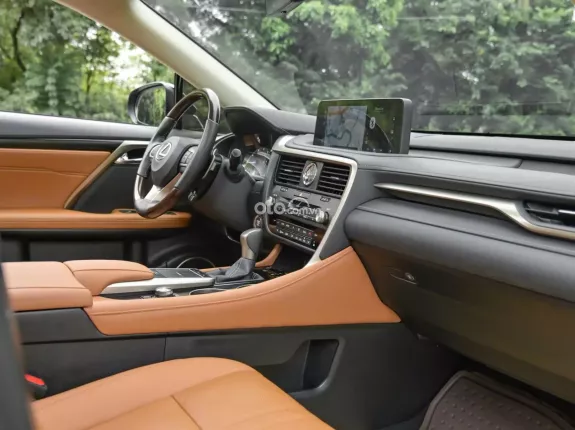 Lexus RX 300 T 2022 - Xe một chủ mua mới từ đầu mới thay nhớt chính hãng được 2 lần